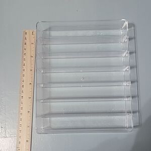 7 compartment acrylic palette organizer